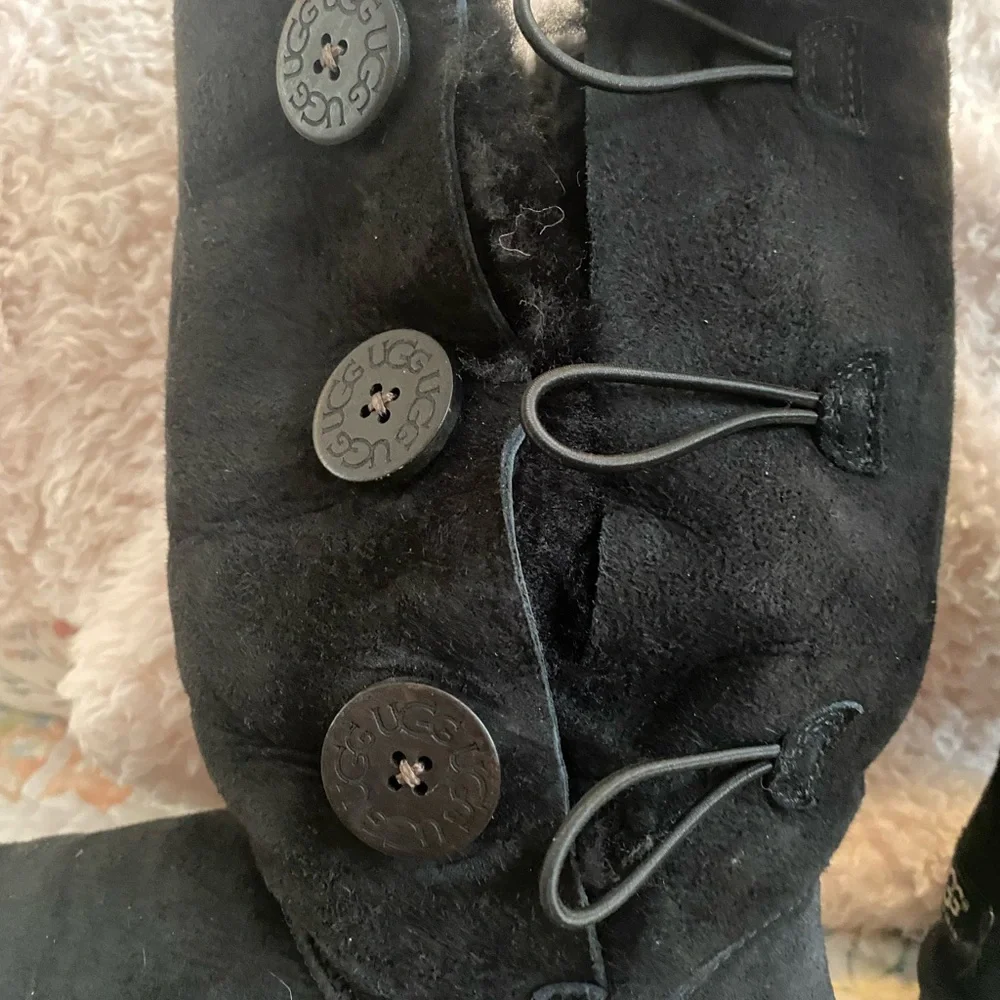 UGG Black Winter Boots Tall Slip-On Design